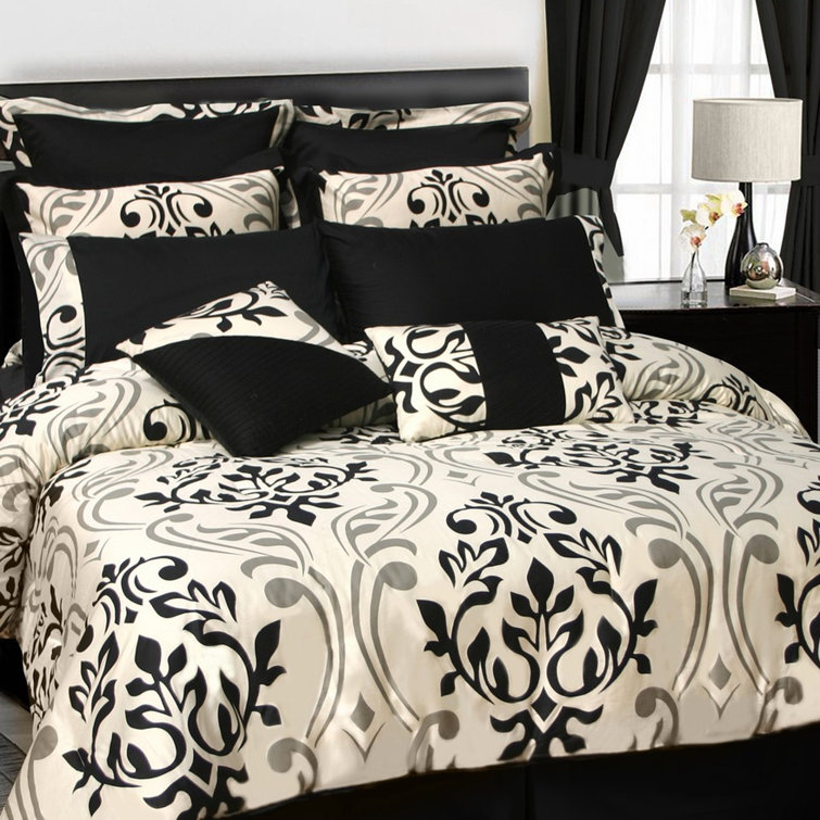 Darby Home Co Westervelt Black/Ivory/Gray 100 Cotton 350 TC Reversible